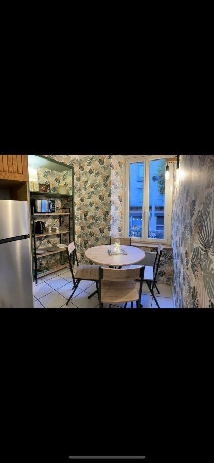 Апартаменти T2 Plein Centre Au 1Er Etage Avec Parking Prive Мійо Екстер'єр фото