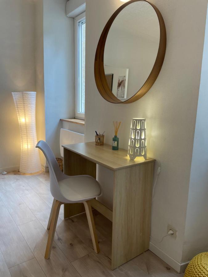Апартаменти T2 Plein Centre Au 1Er Etage Avec Parking Prive Мійо Екстер'єр фото