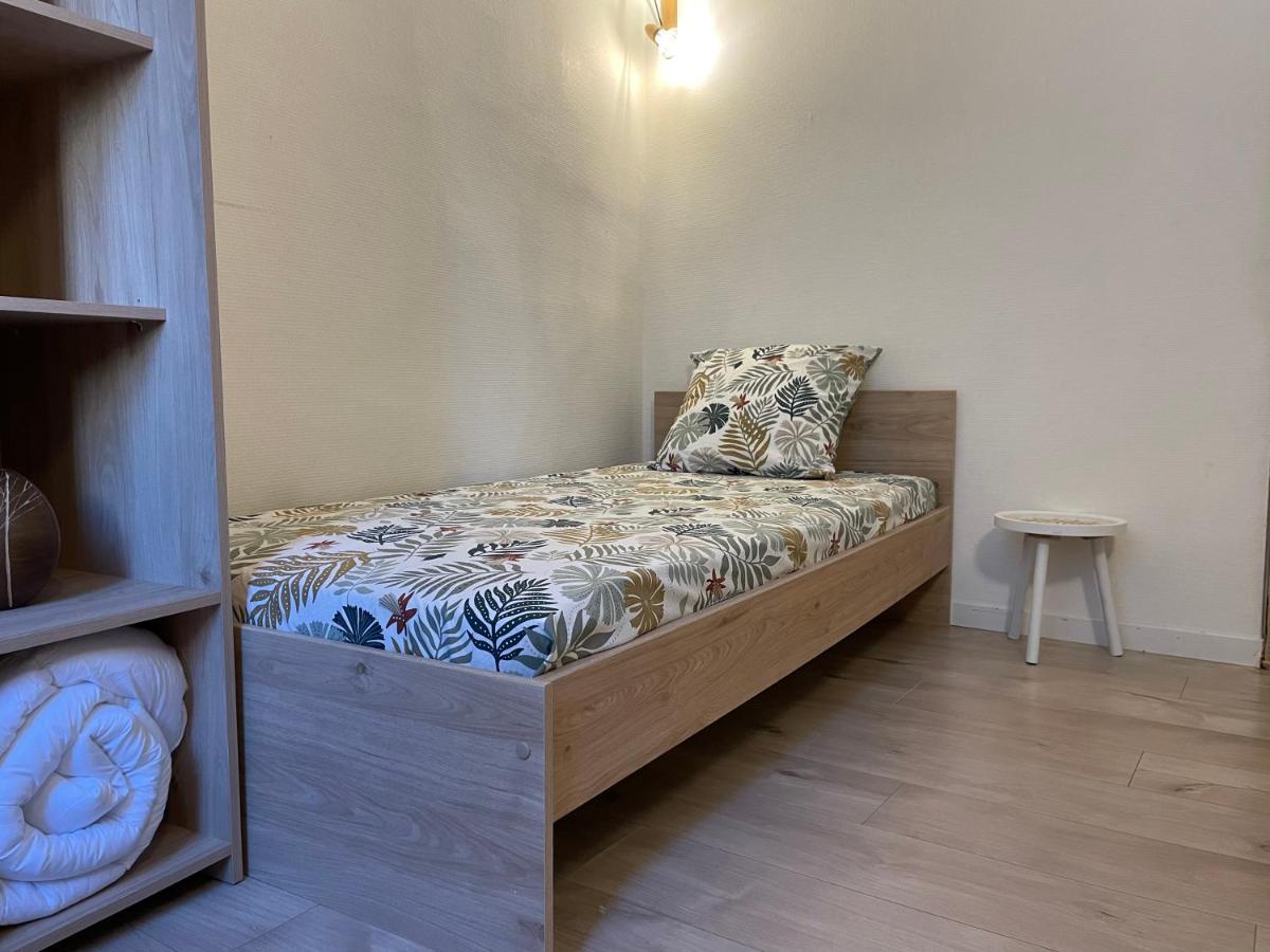 Апартаменти T2 Plein Centre Au 1Er Etage Avec Parking Prive Мійо Екстер'єр фото