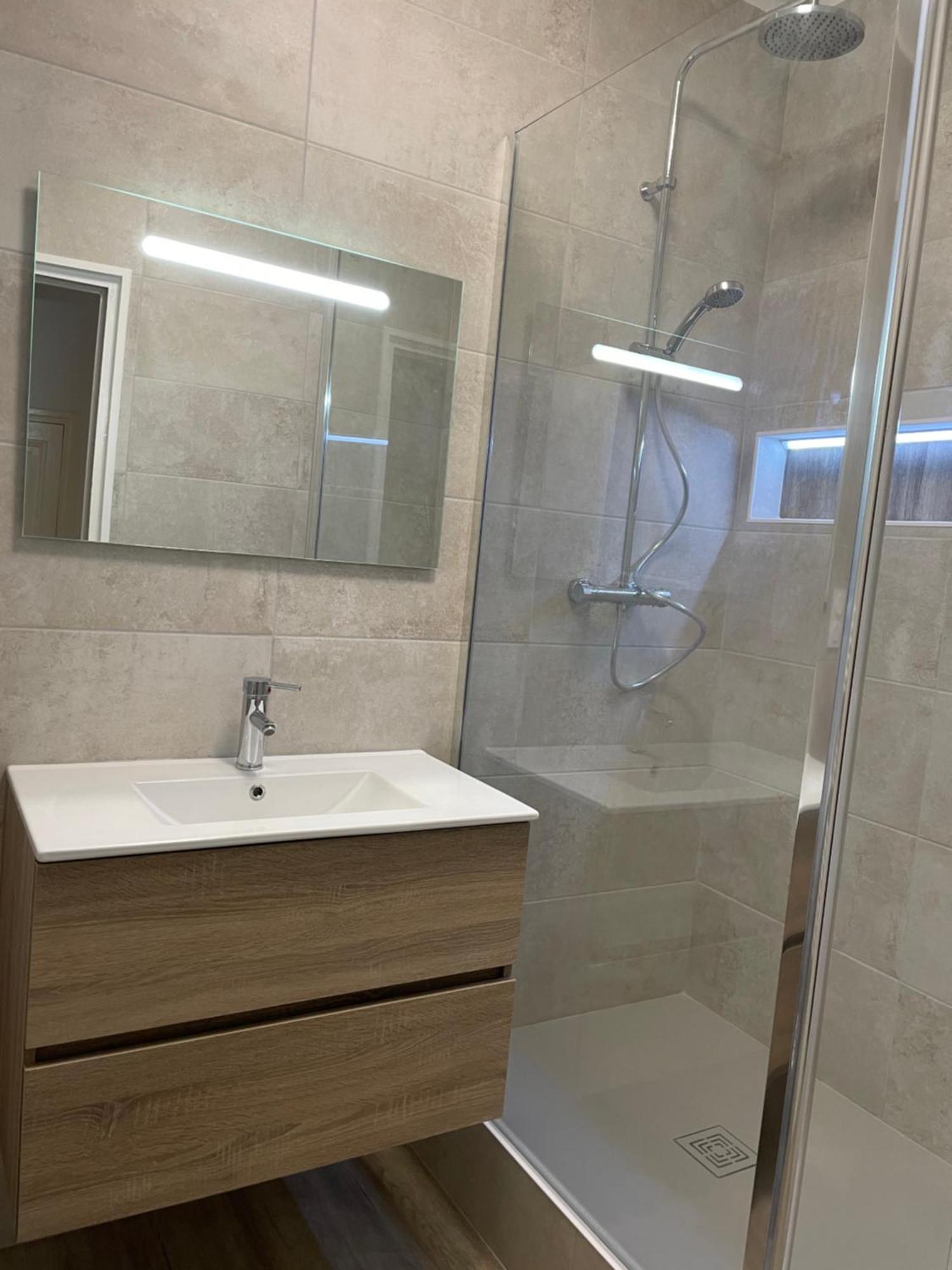 Апартаменти T2 Plein Centre Au 1Er Etage Avec Parking Prive Мійо Екстер'єр фото
